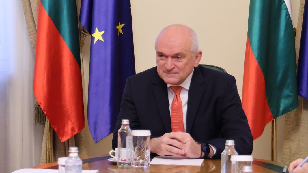 Главчев води българската поклонническа делегация в Света гора