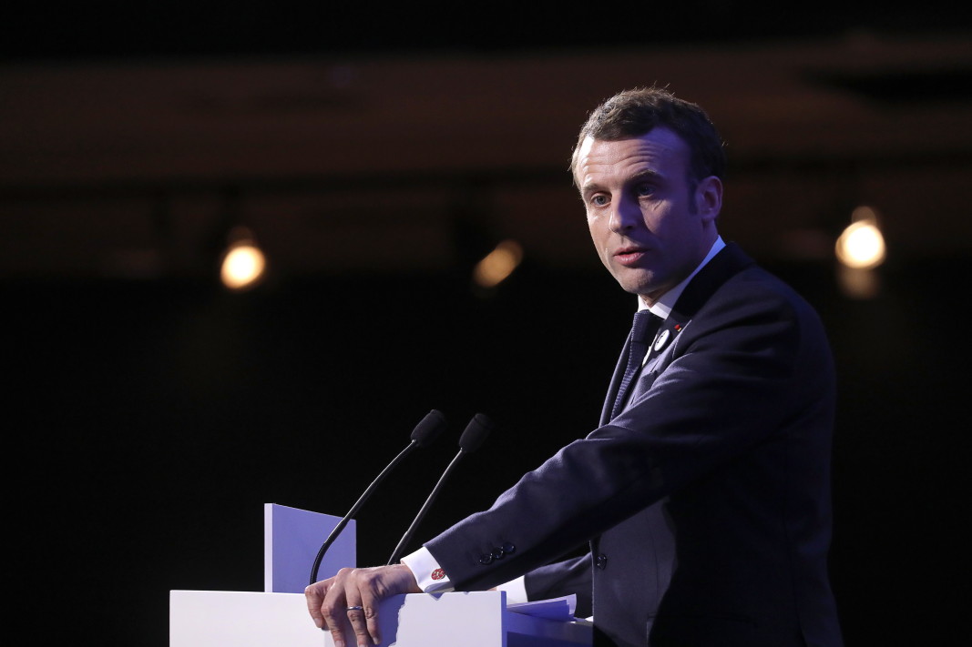 Макрон е призовал иранския си колега за връщане на масата за преговори за "балистичните и ядрени въпроси"