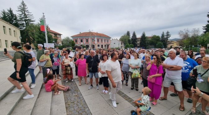 Жителите на Брезник на протест заради безводието