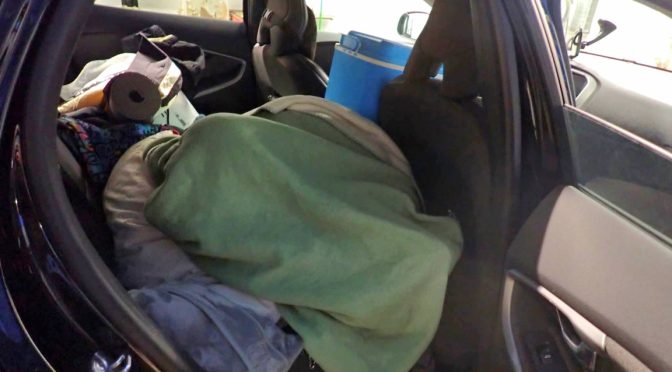 Скрит пътник в кола откриха служители на Гранична полиция на КПП Малко Търново