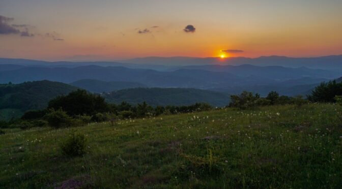 „July sunset" над трънското село Ерул
