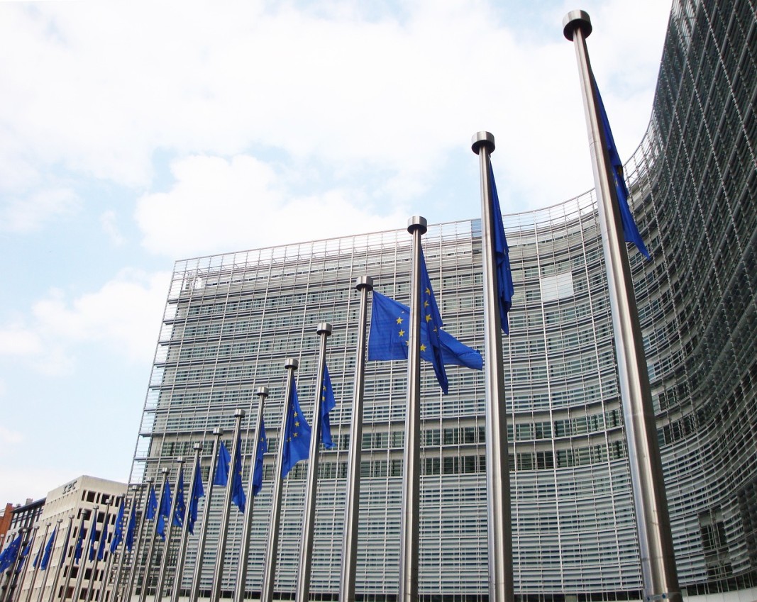 Съветът на ЕС удължи мярката за временна закрила на украинските бежанци