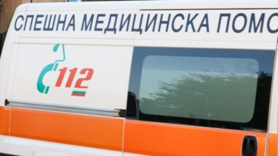 4 души са пострадали при челен удар на два автомобила на входа на Банско