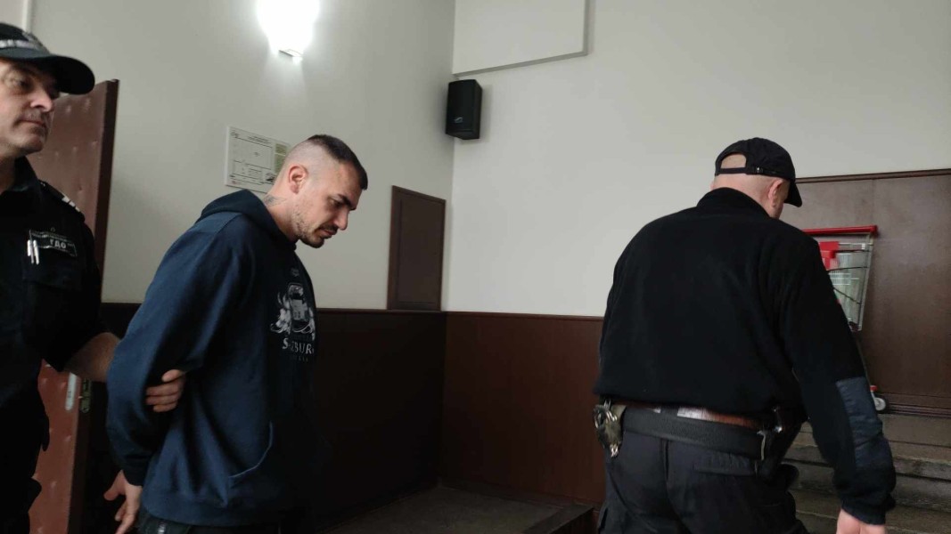 Отложиха пак делото за бившия футболист Дани Кики