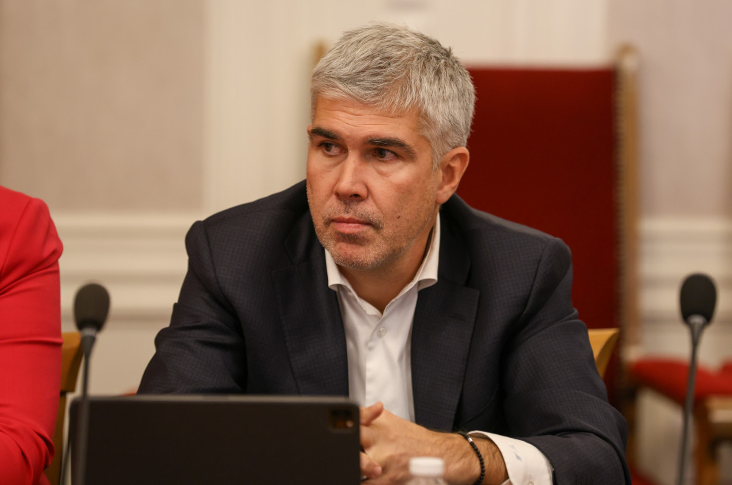 Министърът на енергетиката заминава на посещение в САЩ
