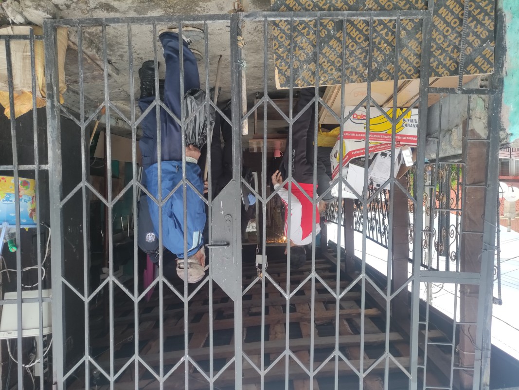 Полицията проверява адреси в бургаския кв. "Горно Езерово" за купуване на гласове
