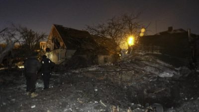 Русия и Украйна отново се атакуваха взаимно с дронове и ракети