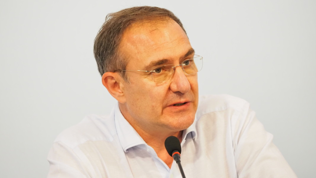 БСП иска служебен премиер – равно отдалечен от партиите