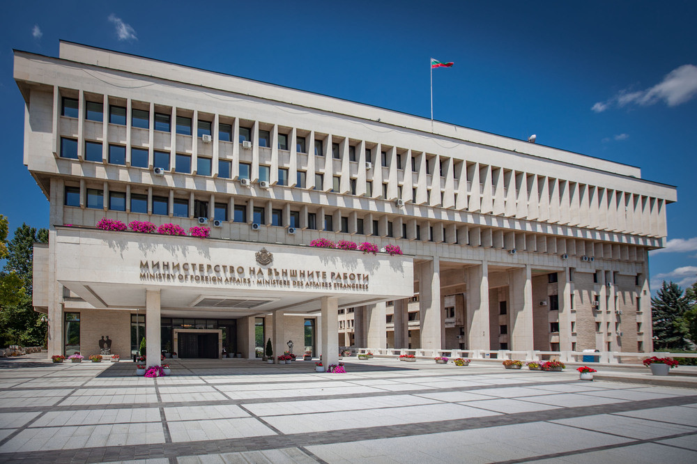 МВнР призовава българите да не пътуват до Ливан