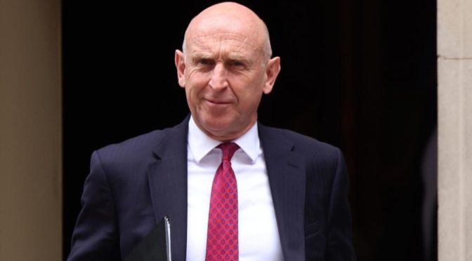 Великобритания и Дания обсъждат сигурността на Арктика