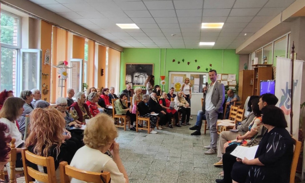 НЗОК започна беседи за здравните правата в домовете за възрастни хора