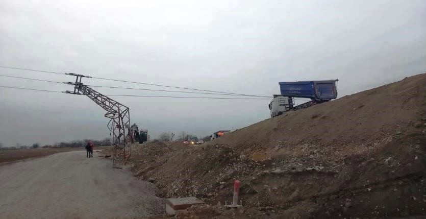 Камион остави без ток няколко пловдивски села