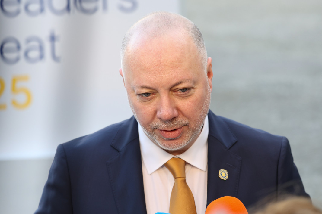 Желязков: Ще предложим неусвоените от нас средства по ПВУ да бъдат използвани за отбрана
