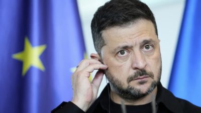 Зеленски предупреди за нови масирани руски удари