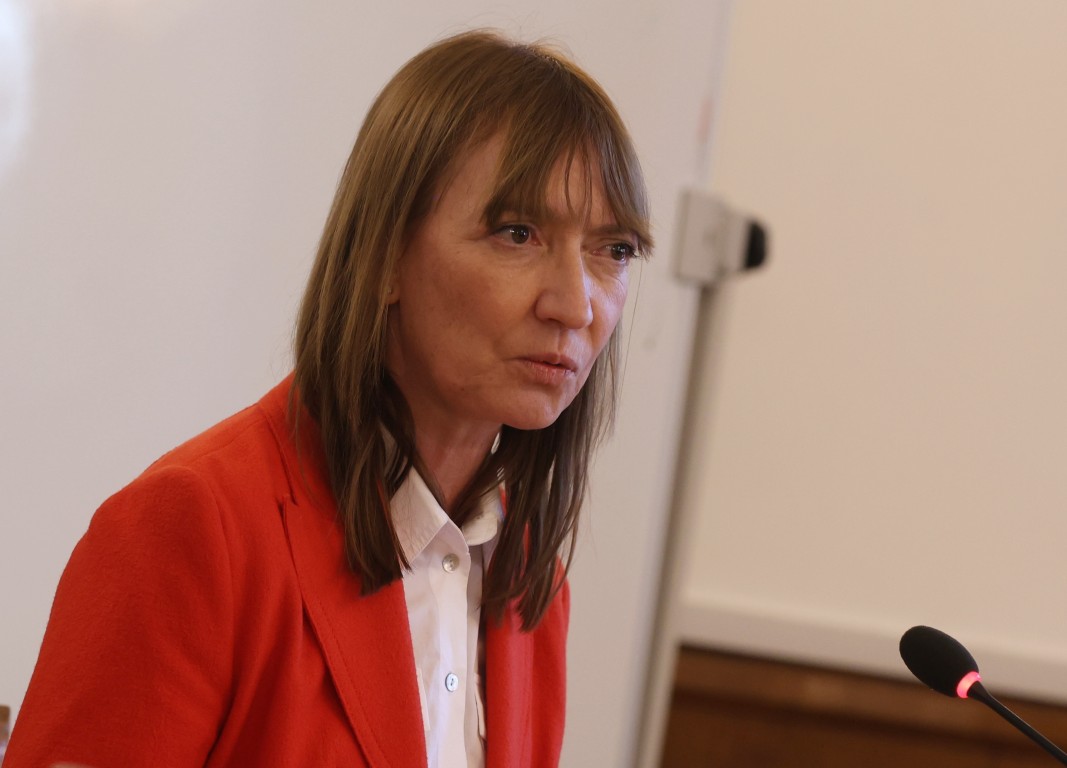 Изслушване на директора "Връзки с обществеността" на НС заради отнета акредитация на журналист