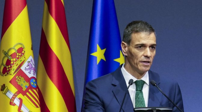 Испания защити решението да не даде на САЩ военни бази