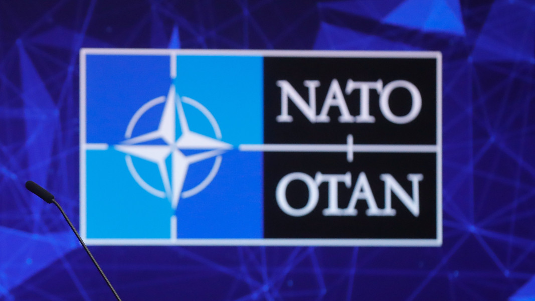 НАТО се ангажира да разработи нови общи стандарти за военното оборудване