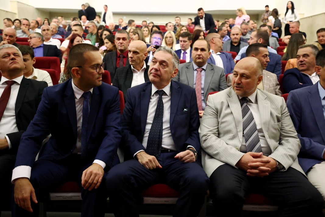 Празникът на Цариброд събра етнически българи от региона