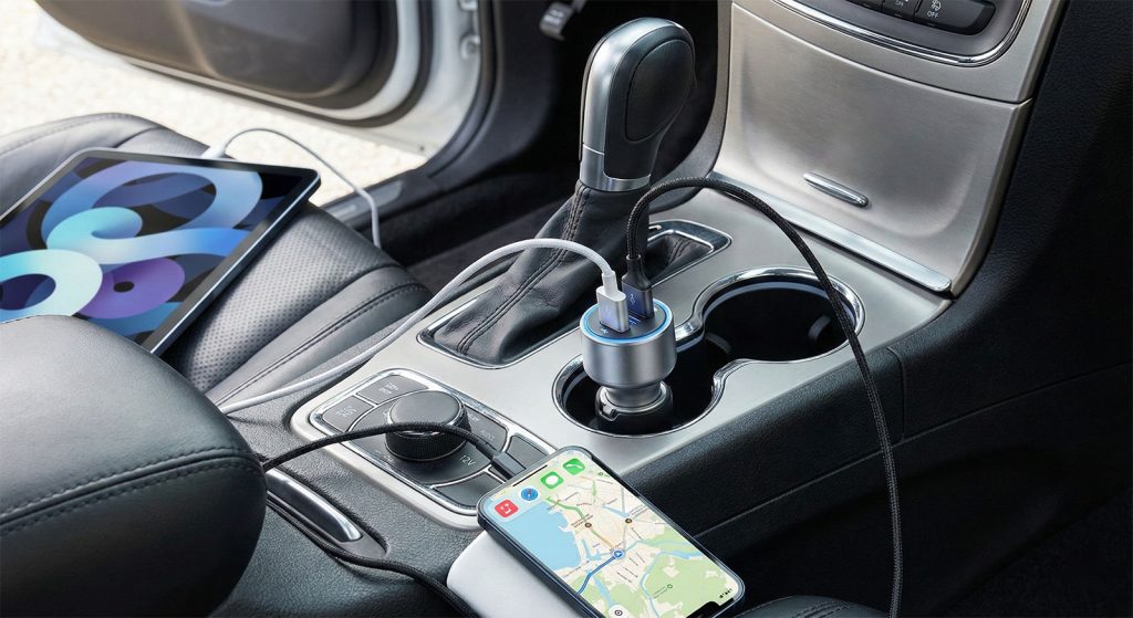 Мултифункционално USB зарядно за кола