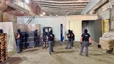 ГДБОП разби високотехнологична нелегална фабрика за цигари в Мизия, задържани 9 души